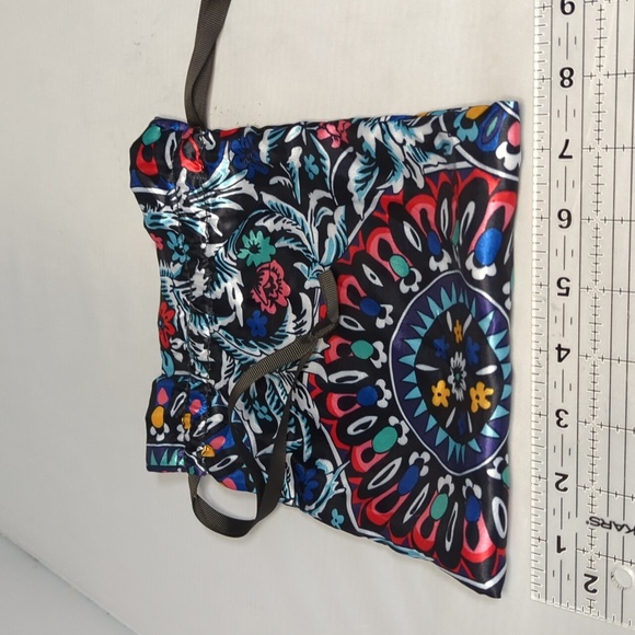 Vera Bradley Travel Sleep Set (Missing Pillowcase) Stained Glass Medalli… - Picture 6 of 7